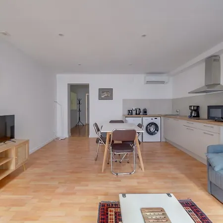 Et Confortable Triangle D'or