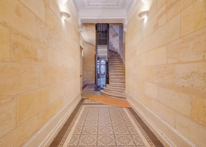 Et Confortable Triangle D'or