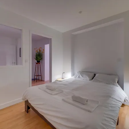 Et Confortable Triangle D'or Daire *